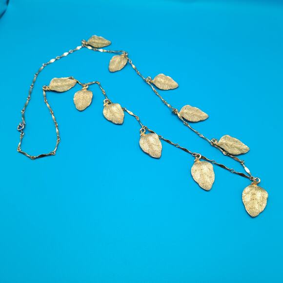 Vintage Dangling Leaves Long Chain Necklace, 29", 1960s Jewelry - Picture 8 of 15
